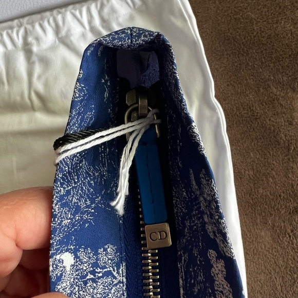 CHRISTIAN DIOR POUCH CLUTCH DIORTRAVEL ZIPPED - Picture 4 of 11